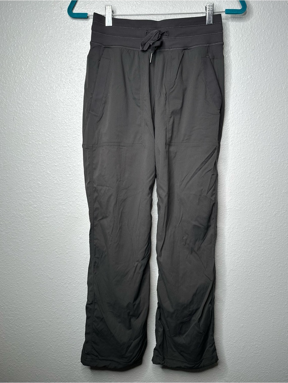Lululemon Dance Studio Mid-Rise Pant Size 4